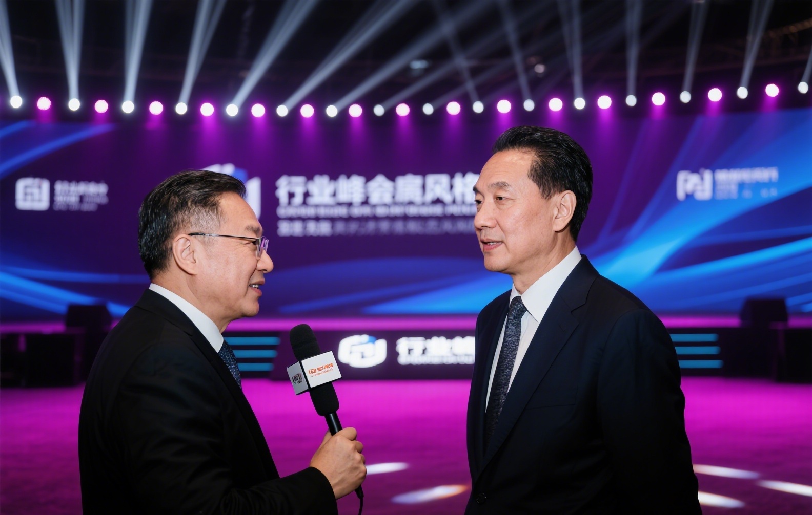 币安交易所能否在国内使用？2025年最新合规指南与替代方案